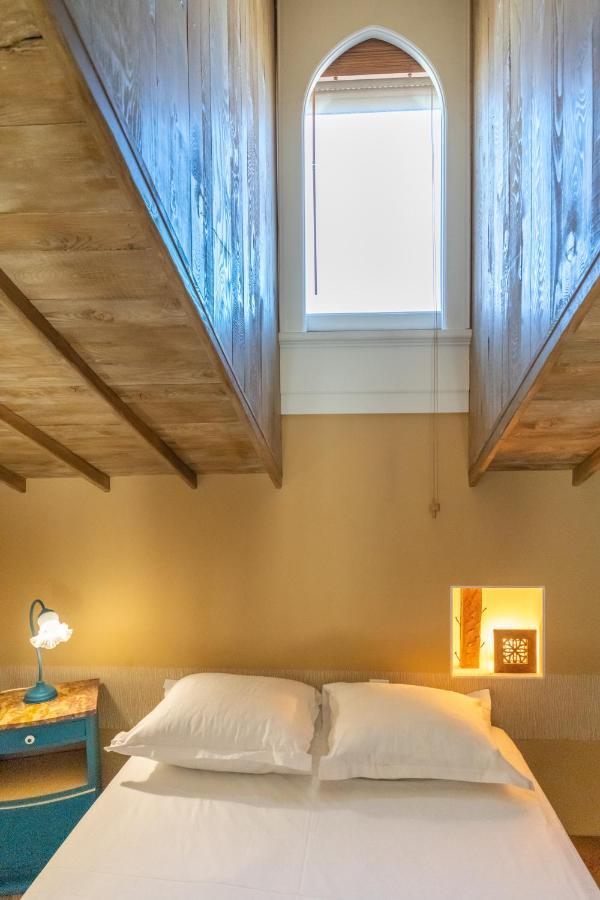 HYPERCENTRE 10 MIN DE LA GARE D'AVIGNON - Appartement charmant et lumineux Extérieur photo